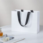 Paper bags - Image 2