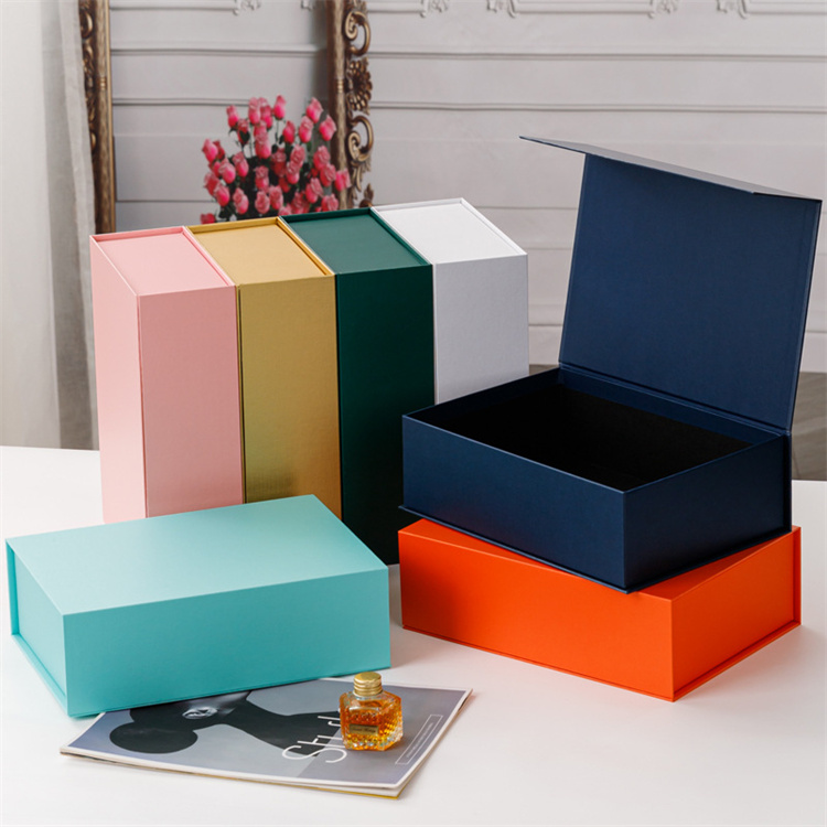 6 Multi-color cardboard gift boxes printing - Image 1