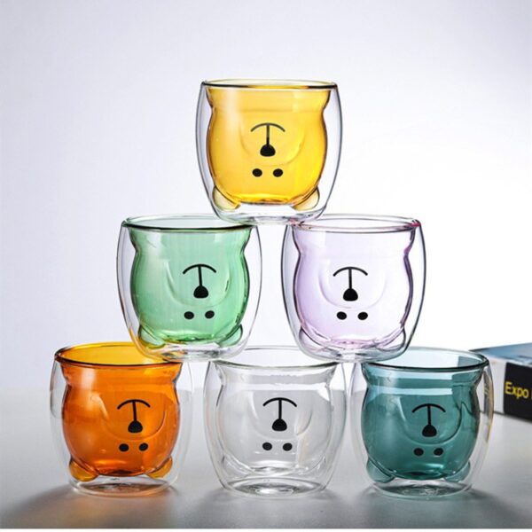 Clear bear shaped double wall glass cup with latte art